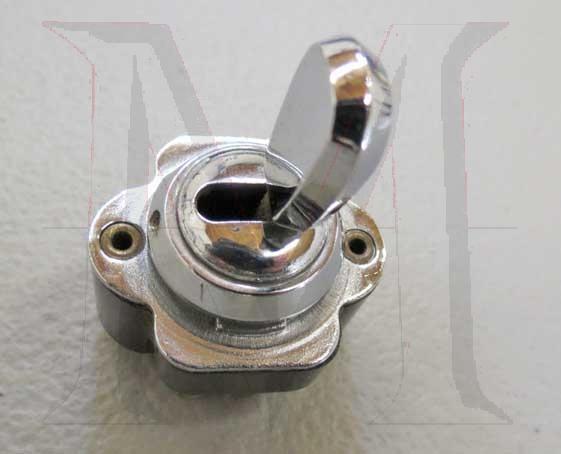 TOGGLE SWITCH ON DASH