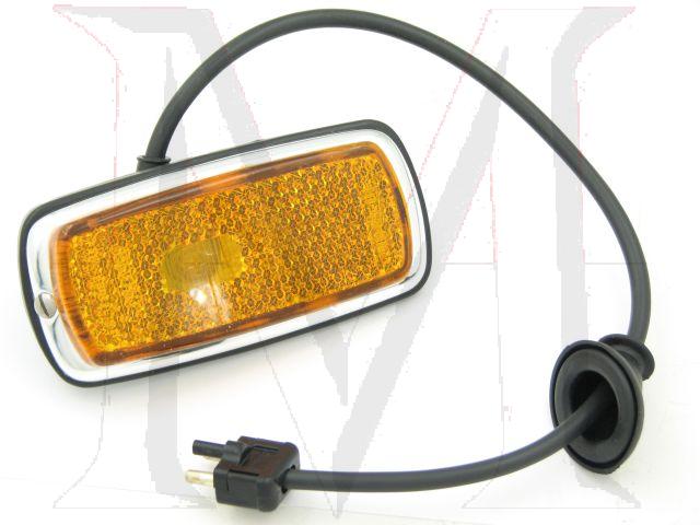 SIDE MARKER LAMP - RIGHT
